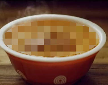 《王道療癒系美食》天底下究~~竟有沒有這麼爽的事?!吃泡麵吃到一支iPhone6S?