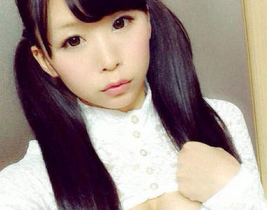 開胸衣姬 五木あきら 就是喜歡妳胸前的開口笑❤