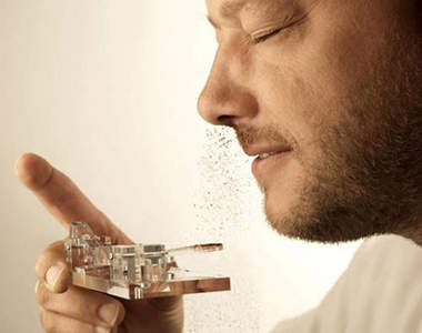 顛覆現實的《巧克力吸入器》是重度巧克力上癮者嗎（囧）