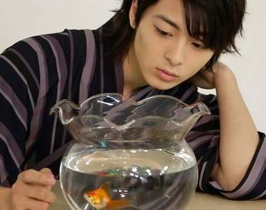 型男演員《高杉真宙》給自己的女裝打幾分？