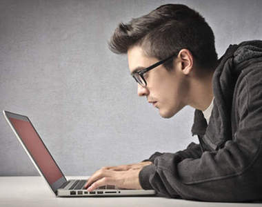 有雷慎入《超神秘網站》線上抽號碼牌而且每人限看60秒