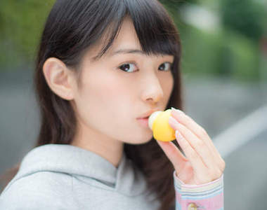 《護唇膏的正確用法》不知不覺中原來我們都塗錯惹......