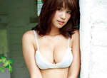 《久松郁實的寫真夜現場》19歲的誘人美乳胴體 《久松郁實的寫真夜現場》19歲的誘人美乳胴體