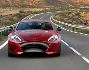 馬力上看800匹《Aston Martin Rapide》兩年內化身電動猛獸？