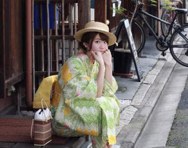《浴衣×草帽》意外合適的穿搭 今年也來挑戰看看吧♪