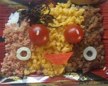 毒蛇網友評《驚悚角色便當》看了就讓人沒有食慾……