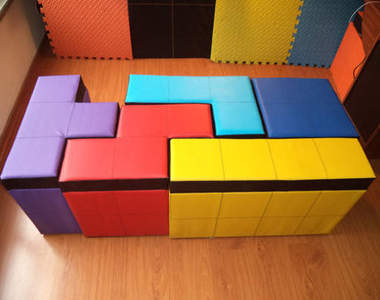 《俄羅斯方塊椅》就算並成一條線也不會消失的唷