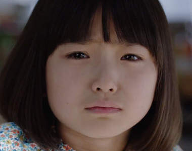 廣告話題童星《田牧そら》神可愛假哭表情小栗旬把拔也融化♥