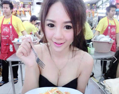 《餵食妹Pockyming》每餐都由妳來餵我肯定不挑食