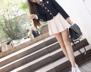 《美腿辣媽z子晴》淘寶美女店主一雙長腿果然名不虛傳