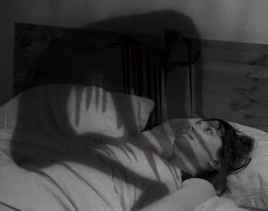 碰到鬼壓床？關於《睡眠癱瘓症》8個小常識