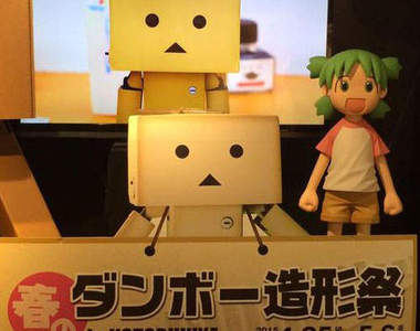《春天的阿愣造型季》紙箱人的秋葉原大會師真壯觀