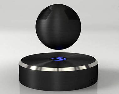 這不是魔術《OM/ONE 飄浮揚聲器》是真的會飄浮在半空中轉啊轉（看呆）