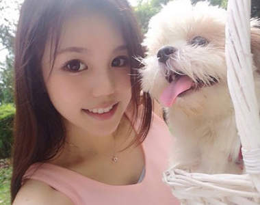 《正妹曬寵物》新台妹Chi Mei Hung人與狗狗都可愛