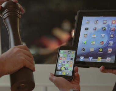 《斷電胡椒罐》媽~為什麼電視自己關掉了?手機也關機了啊~(吶喊)