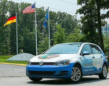 《VW Golf TDI Clean Diesel》這回是打破什麼金氏世界紀錄呢
