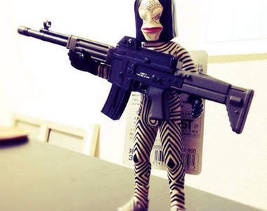 《THE銃模型大合體》這樣擺起來完成度還真高啊