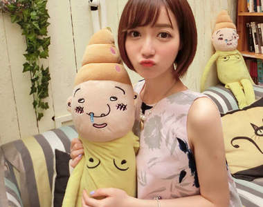 《屎伯妹Tina醬》跟外號有點不搭的短髮氣質妹