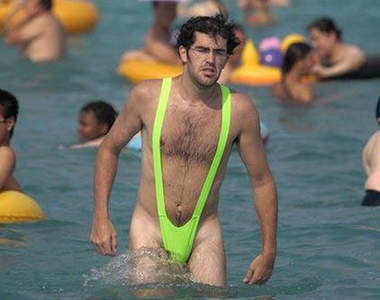 《想穿上一回的服裝排行》男人一生中想穿上的衣服有哪些呢？