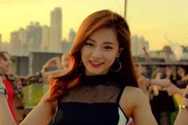 TWICE《Like OOH-AHH》MV釋出　目光焦點當然要放在忙內子瑜身上囉♥