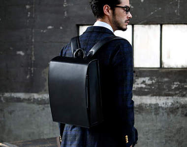 大人專用《日本小學生書包》更能融入日常穿搭的時尚設計