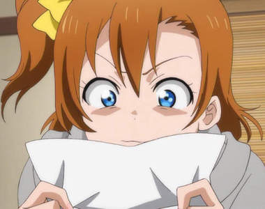 《LoveLive演唱會超貴黃牛票》為了最前排的位置 只好三餐吃泡麵了……