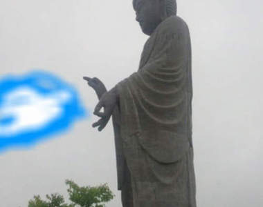 《佛也發火》牛久大佛燈會煙火 網友的照片怎麼看都有點奇怪……