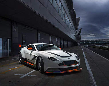 限量100部《Aston Martin Vantage GT3》熱血上路