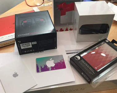 日本《蘋果2015新年限量福袋》打開福袋後日本推友的歡笑與悲劇