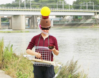 《到哪都能吃流水素麵機》今年夏天最有用的發明登場〝誤〞