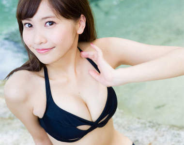 《佐野雛子的寫真夜現場》讓人ininder性感比基尼泳衣