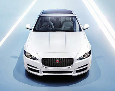 北美首演《Jaguar XE》底特律脫下運動勁裝