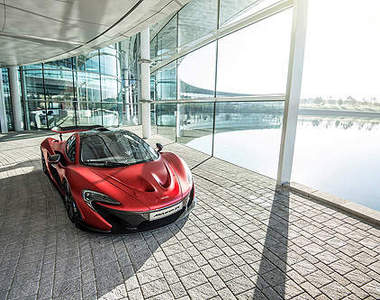 MSO精心妝點《McLaren P1》紅色新衣超熱血