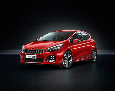 《Kia cee`d GT Line》運動新成員日內瓦報到