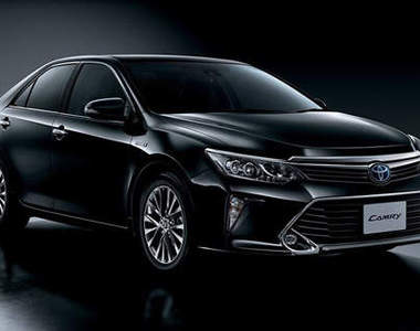 日本《Toyota Camry Hybrid》閃亮特仕車新登場