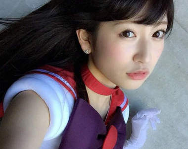 《吉田朱里x火野麗》美少女戰士的那雙美腿好讚