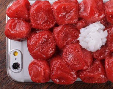 《復仇便當手機殼》滿滿酸梅讓你消暑解渴聊天不嘴乾