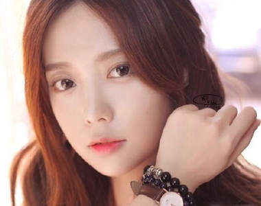 《妝容美女Ryiiiann》美美部落客的親自示範就是好看