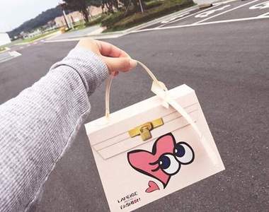 韓國人氣大眼睛《LANEIGE x PLAY NO MORE》聯名彩妝推出 連外盒都做得跟包包一樣