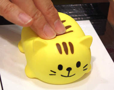 治癒的《貓咪演奏器》看的我也好想按啊啊啊（已瘋）