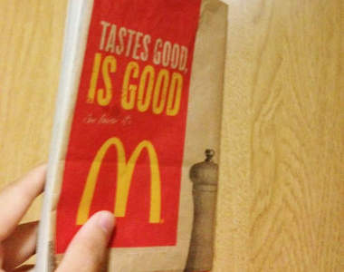 《DIY紙袋書衣》多點巧思看起書來也有趣