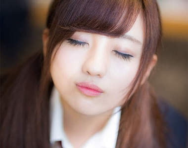 《夢幻改圖素材》實現你與正妹高中生約會的夢想？