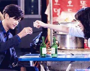 《學歷越高越愛喝酒》這是肯定句還是疑問句？