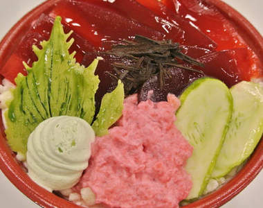 完全再現《鮪魚丼蛋糕》肚子餓的時候吃下去一定生氣啊wwww