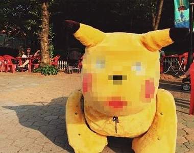 出沒韓國的《崩壞皮卡丘電動車》這次很肯定皮卡丘壞掉惹XD