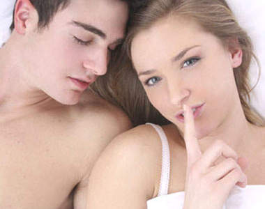 《假裝高潮的理由TOP5排行榜》男生和女生的動機一樣嗎?