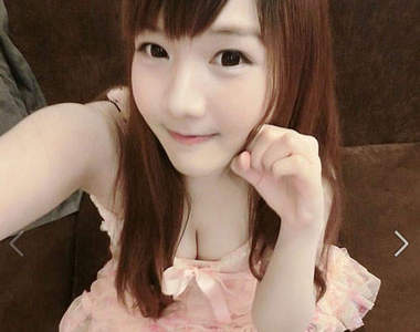 《泰國10大話題美女》有顆宅宅美人痣的棒糖妹Arisara Karbdecho