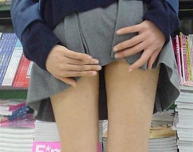 《變態男子襲擊女高中生》日本網友熱烈討論的重點卻是「它」www