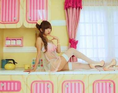 甜美性感《天使梨櫻》腿這麼長真的太犯規了啦