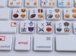 看圖說故事專用《Emoji 鍵盤》比火星文還難懂的語言正式誕生(誤) 看圖說故事專用《Emoji 鍵盤》比火星文還難懂的語言正式誕生(誤)